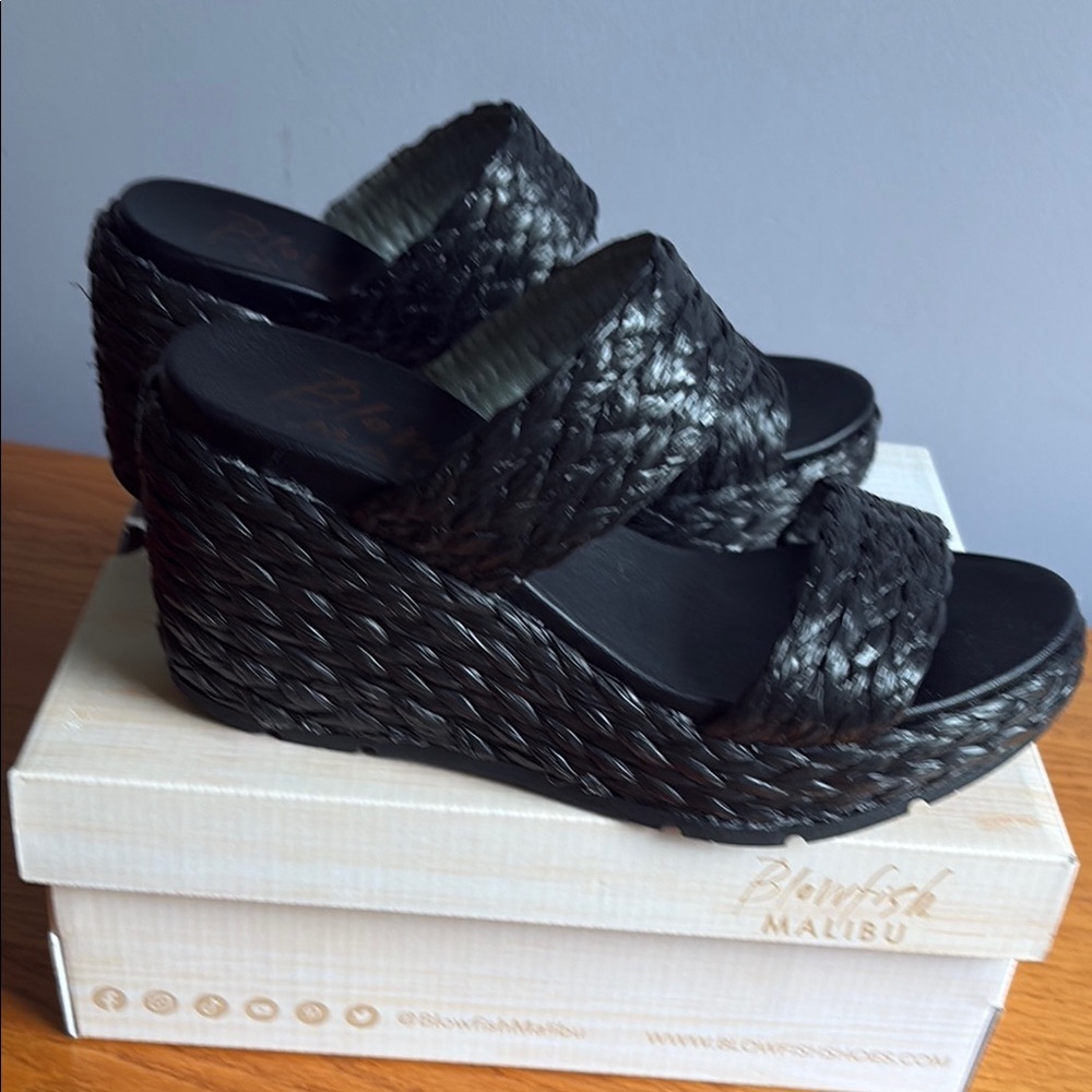 Blowfish Women's Black Wedge Sandals